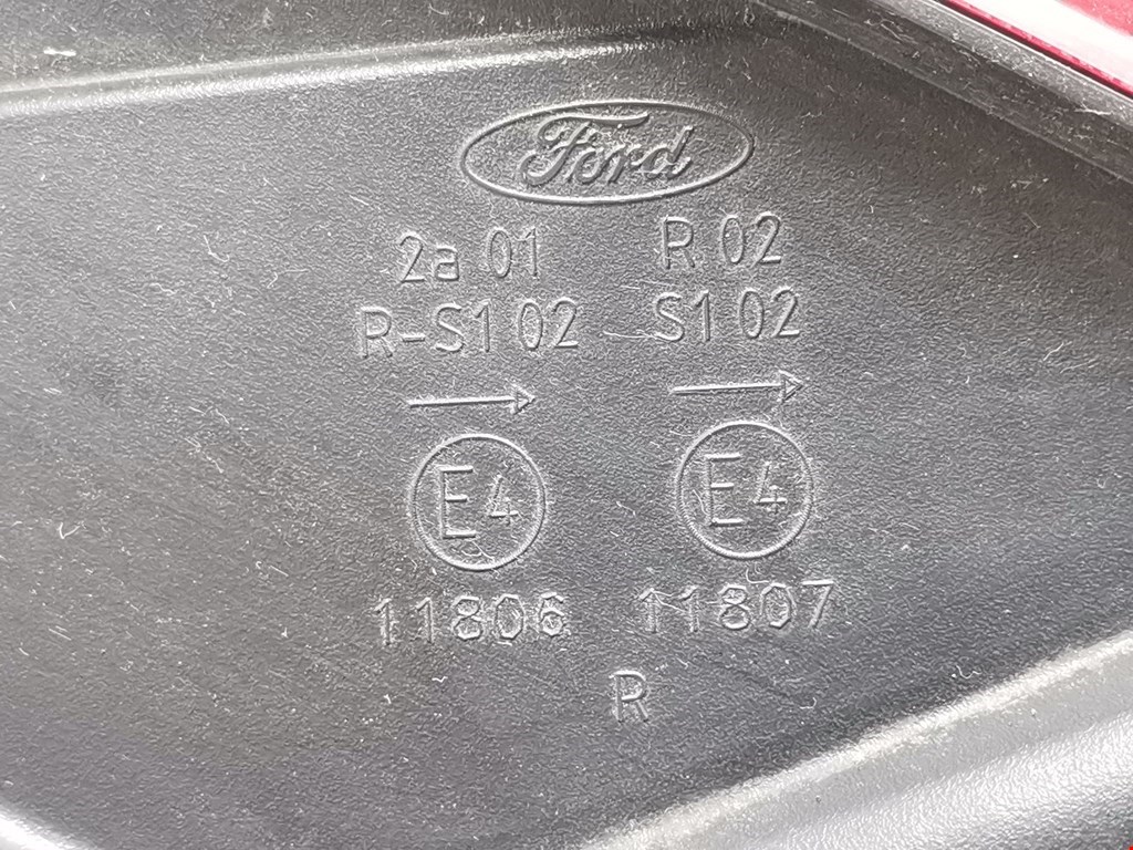 Фонарь задний правый Ford Focus 2 купить в России