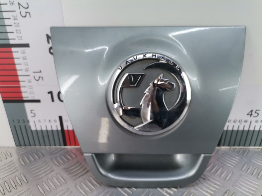 Ручка крышки багажника Opel Astra J купить в Беларуси
