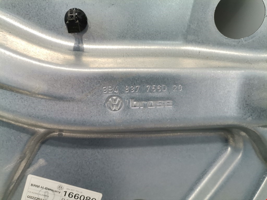 Стеклоподъемник электрический двери передней правой Volkswagen Passat 5 GP купить в Беларуси
