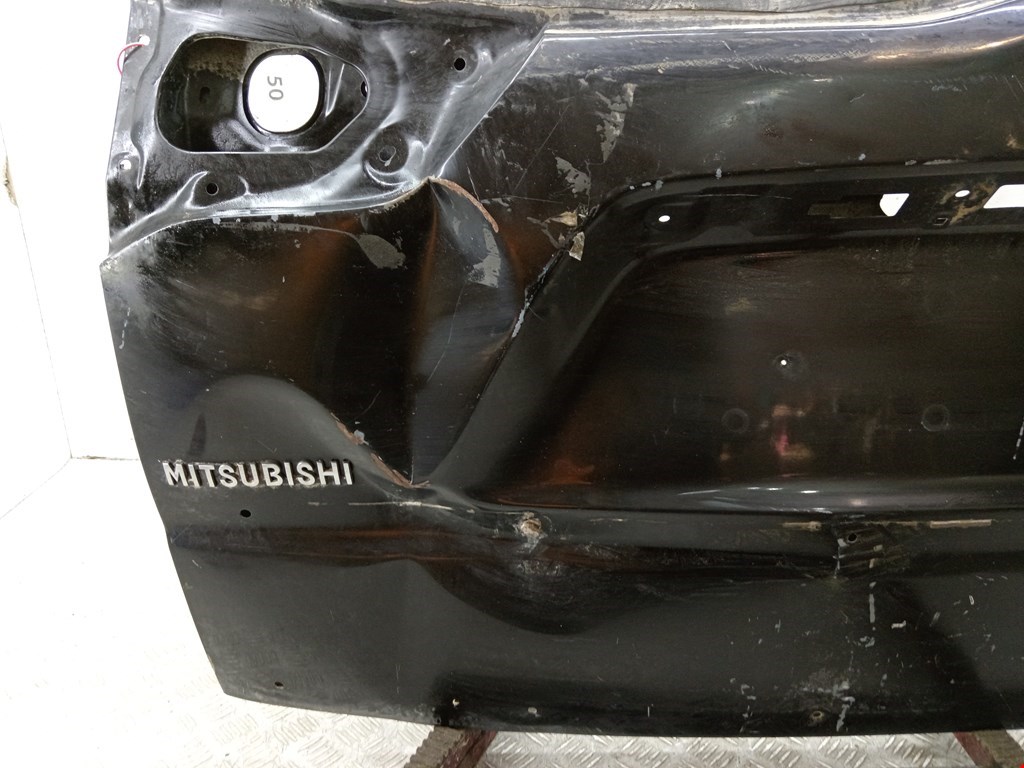Крышка (дверь) багажника Mitsubishi Montero 3 купить в России