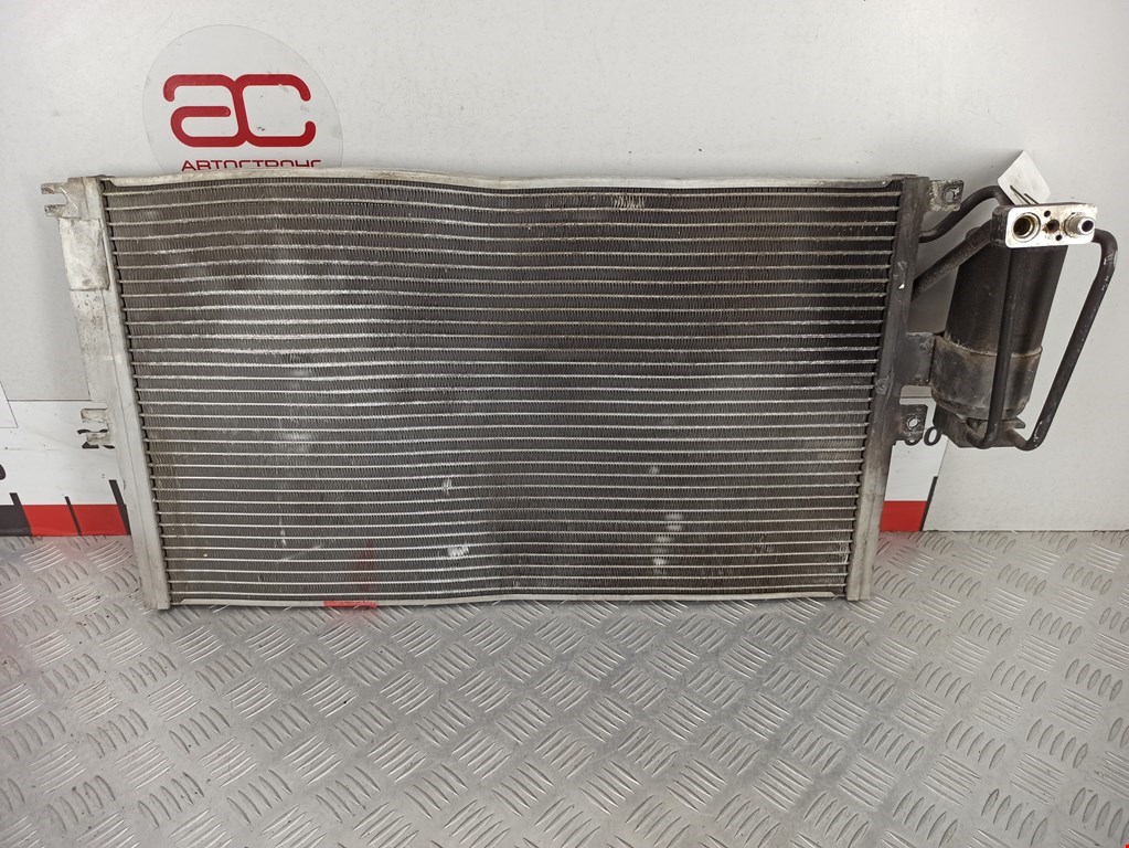 Радиатор кондиционера Opel Vectra B
