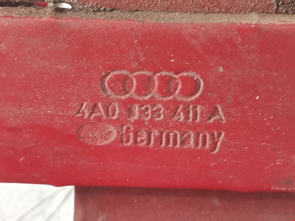 Петля двери задней левой Audi A4 B5 купить в Беларуси