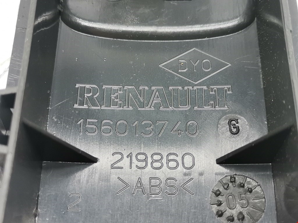 Кнопка стеклоподъемника Renault Scenic 2 купить в России