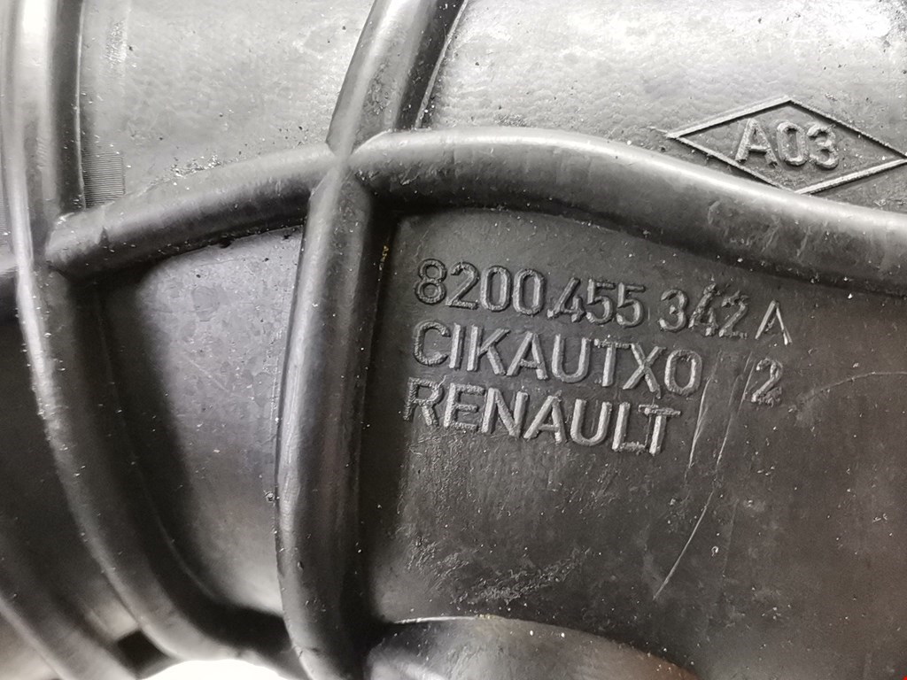 Патрубок воздушного фильтра Renault Scenic 2 купить в России