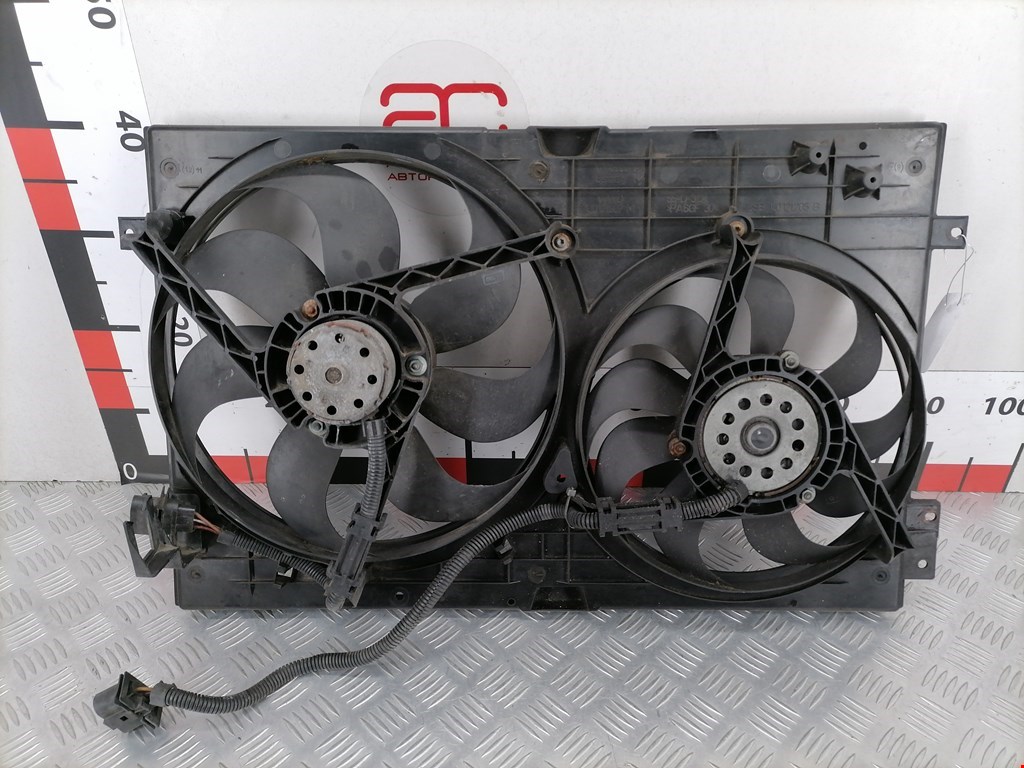 Вентилятор радиатора кондиционера Volkswagen Golf 4 купить в России