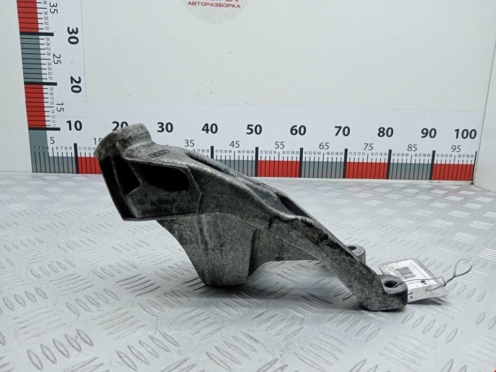 Кронштейн двигателя (лапа крепления) Audi A5 8T купить в Беларуси