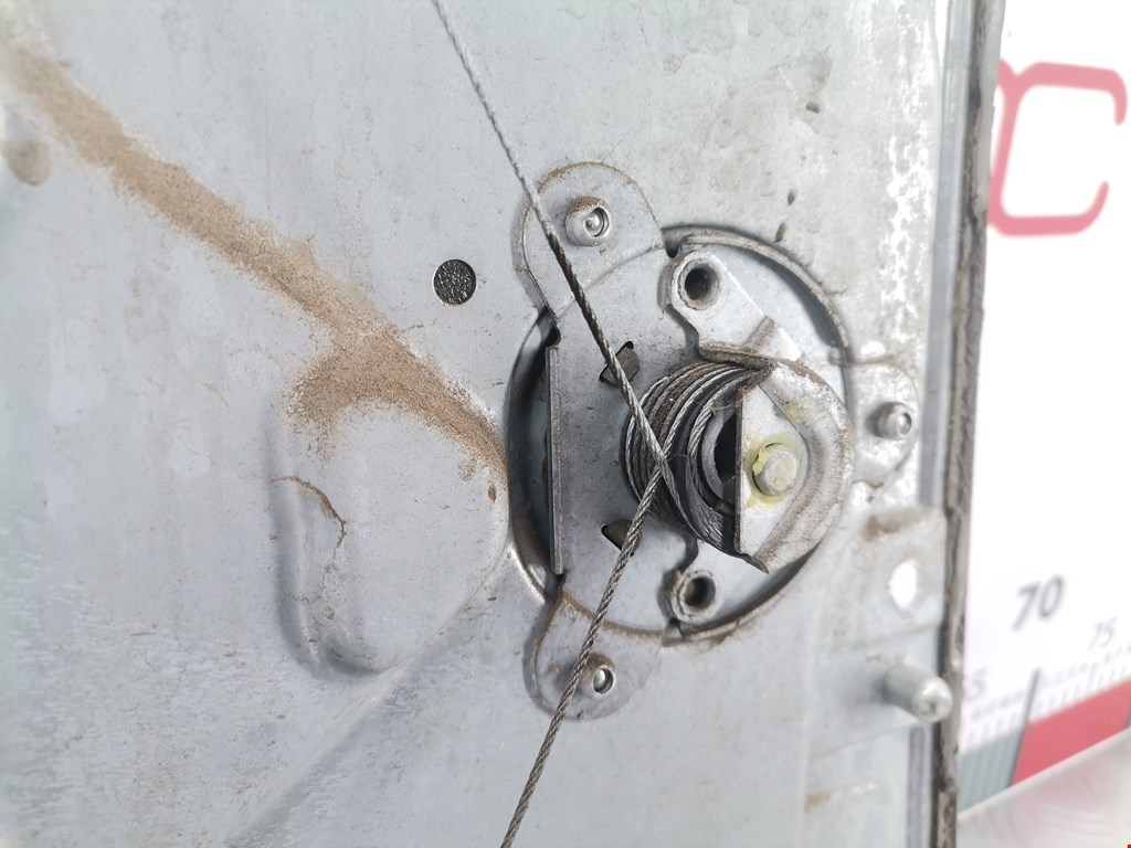 Стеклоподъемник механический двери задней правой Skoda Fabia 1 купить в России