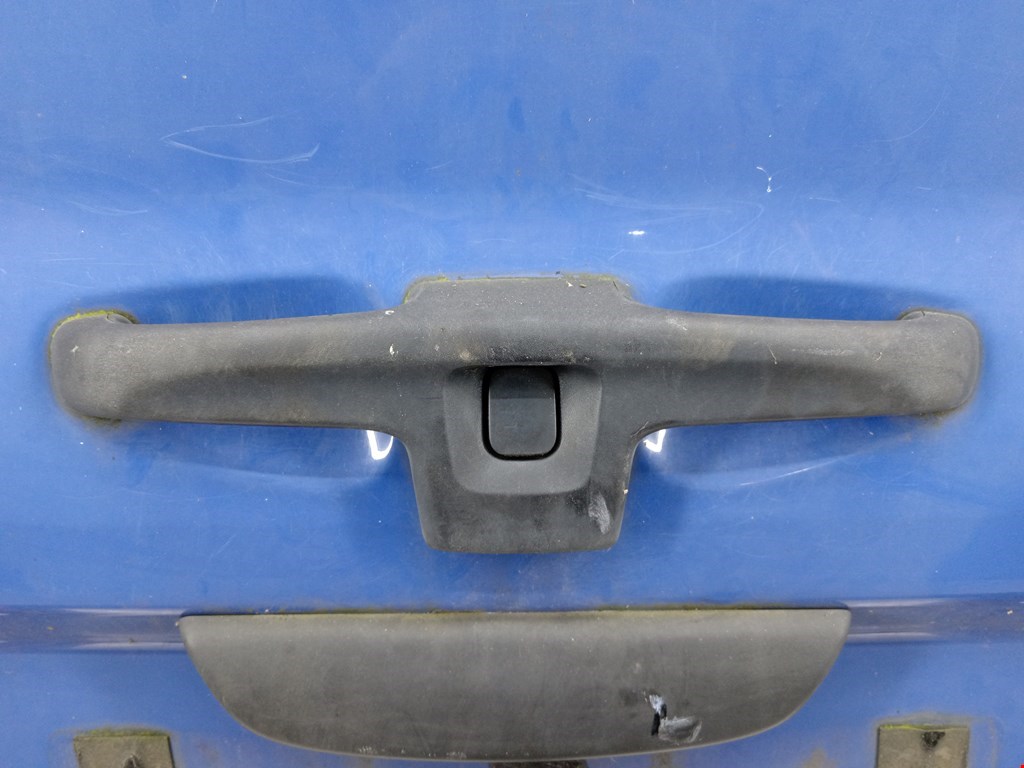 Крышка (дверь) багажника Opel Vivaro A купить в России