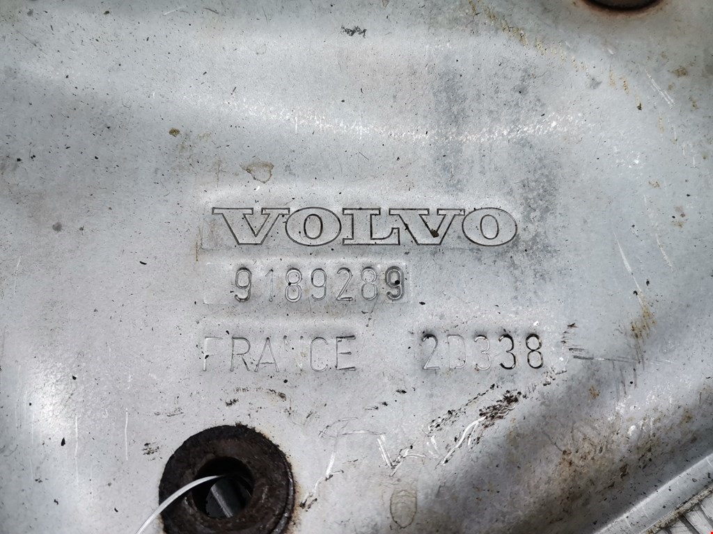 Защита выпускного коллектора Volvo S40 V40 1 купить в России