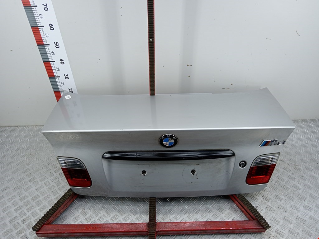 Крышка (дверь) багажника BMW 3-Series (E46)