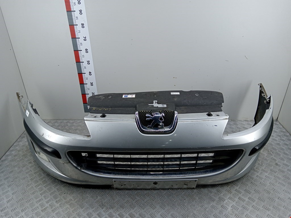 Бампер передний Peugeot 407 купить в Беларуси