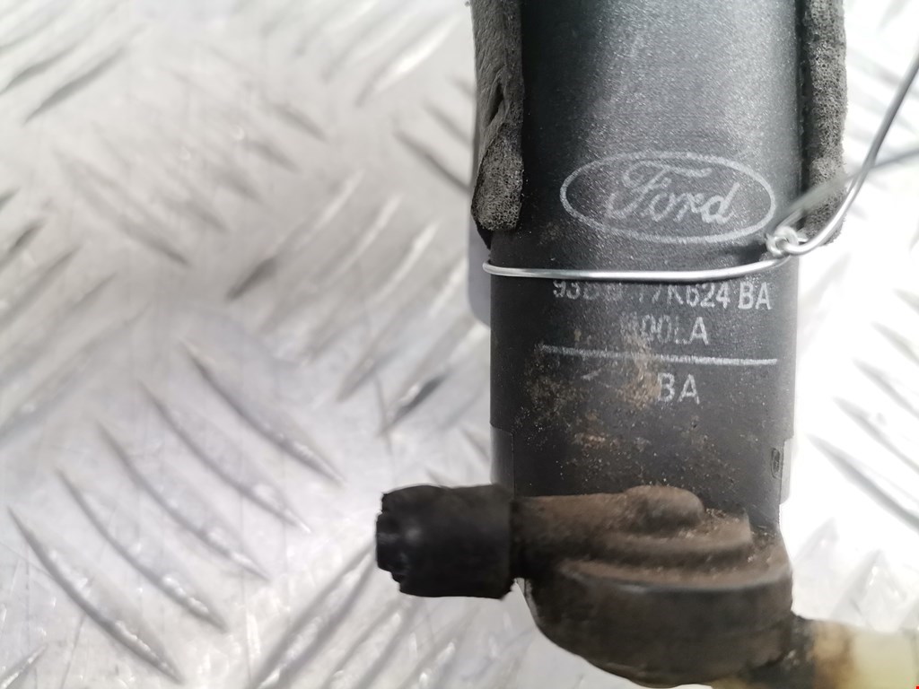 Моторчик (насос) омывателя Ford Connect 1 купить в России