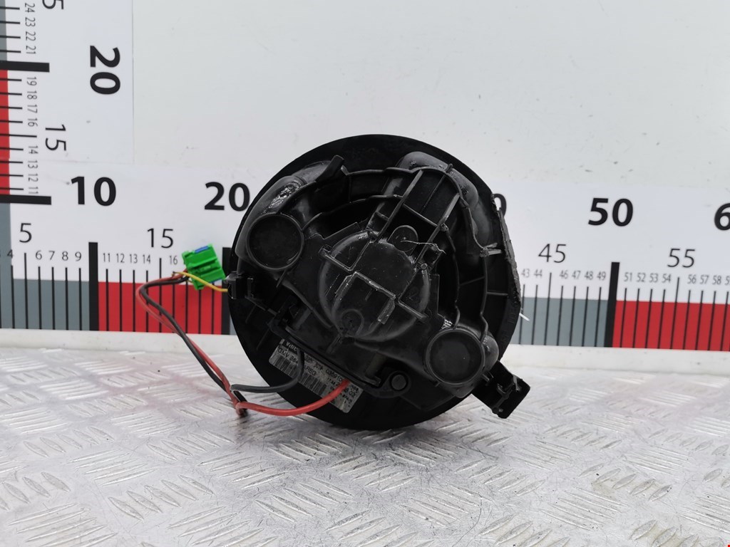 Моторчик печки (вентилятор отопителя) Renault Megane 2 купить в России