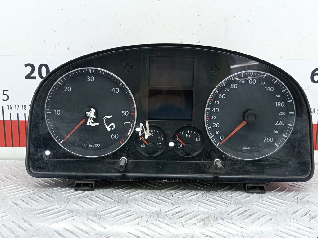 Панель приборная (щиток приборов) Volkswagen Touran 1