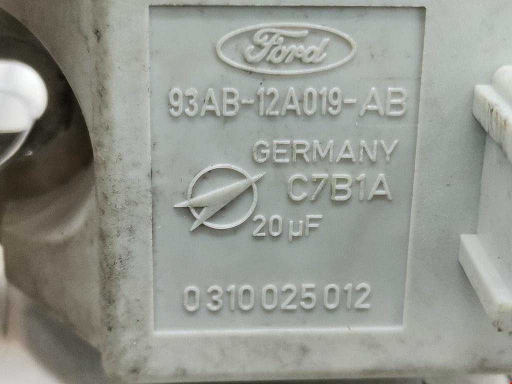 Коммутатор зажигания Ford Escort 6 купить в России