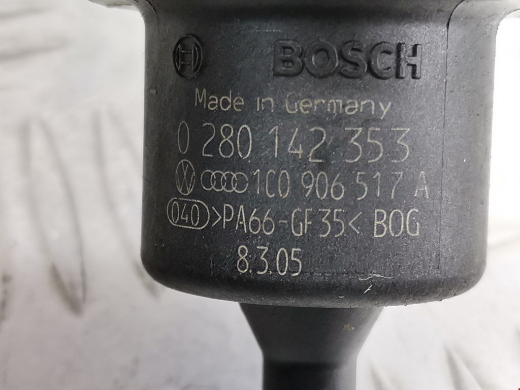 Клапан вентиляции топливного бака Porsche Cayenne (955/957) купить в России