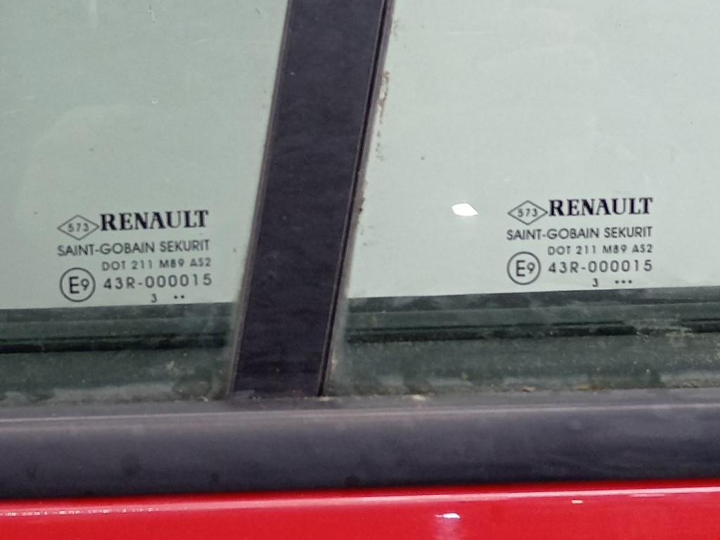 Дверь задняя левая Renault Megane 2 купить в России