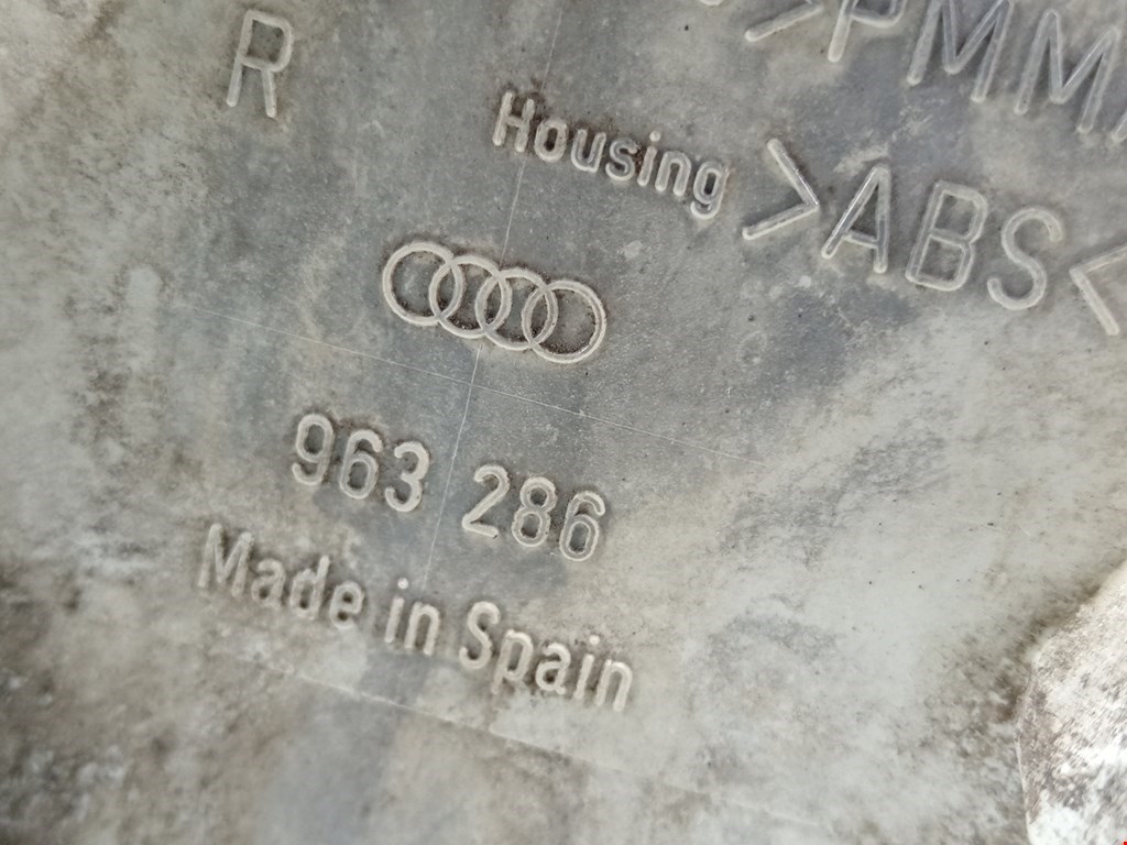Указатель поворота (поворотник) правый Audi A3 8L купить в Беларуси