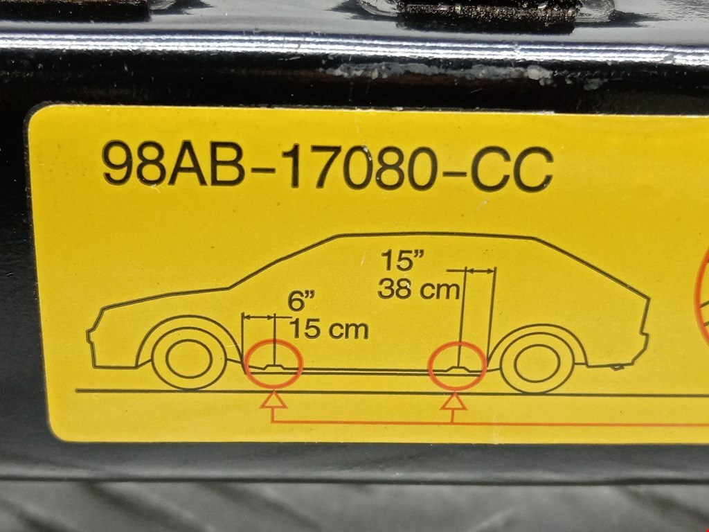 Домкрат Ford Mondeo 3 купить в России