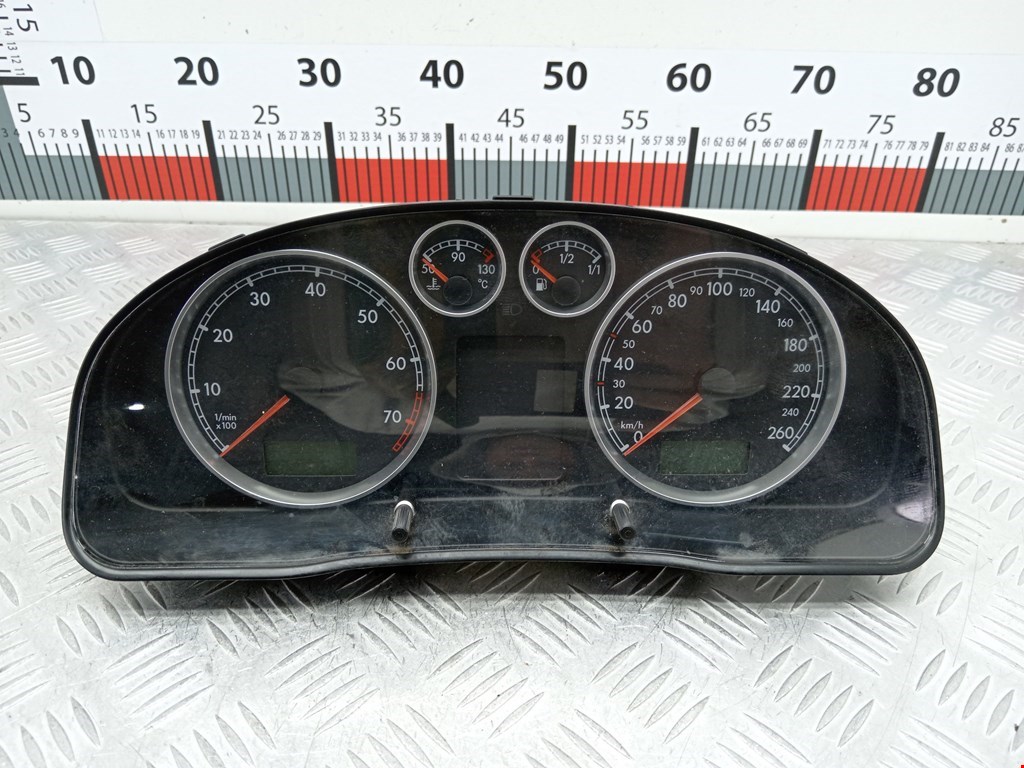 Панель приборная (щиток приборов) Volkswagen Passat 5 GP