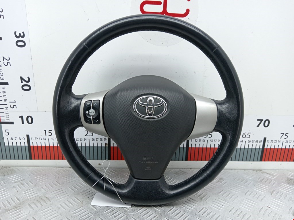 Руль Toyota Yaris 2 купить в Беларуси