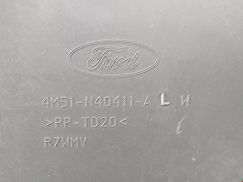 Обшивка крышки багажника Ford Focus 2 купить в Беларуси