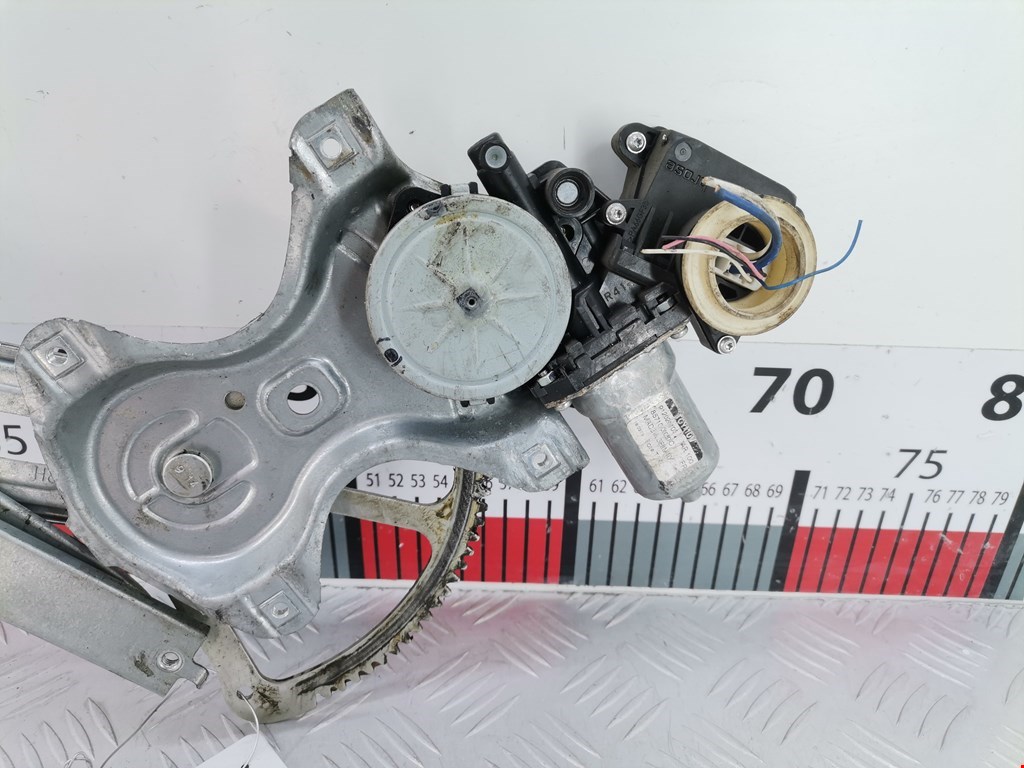 Стеклоподъемник электрический двери задней правой Toyota Avensis 3 (T270) купить в России