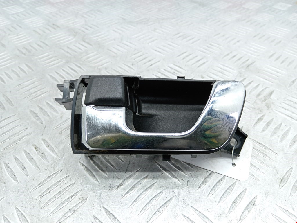 Ручка двери внутренняя задняя левая Mitsubishi Pajero 4 купить в Беларуси
