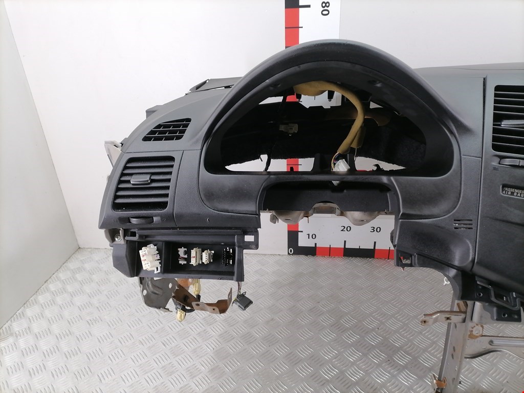 Торпедо (панель передняя) Mitsubishi Grandis купить в Беларуси