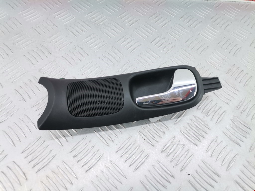 Ручка двери внутренняя передняя правая Audi A4 B5 купить в Беларуси