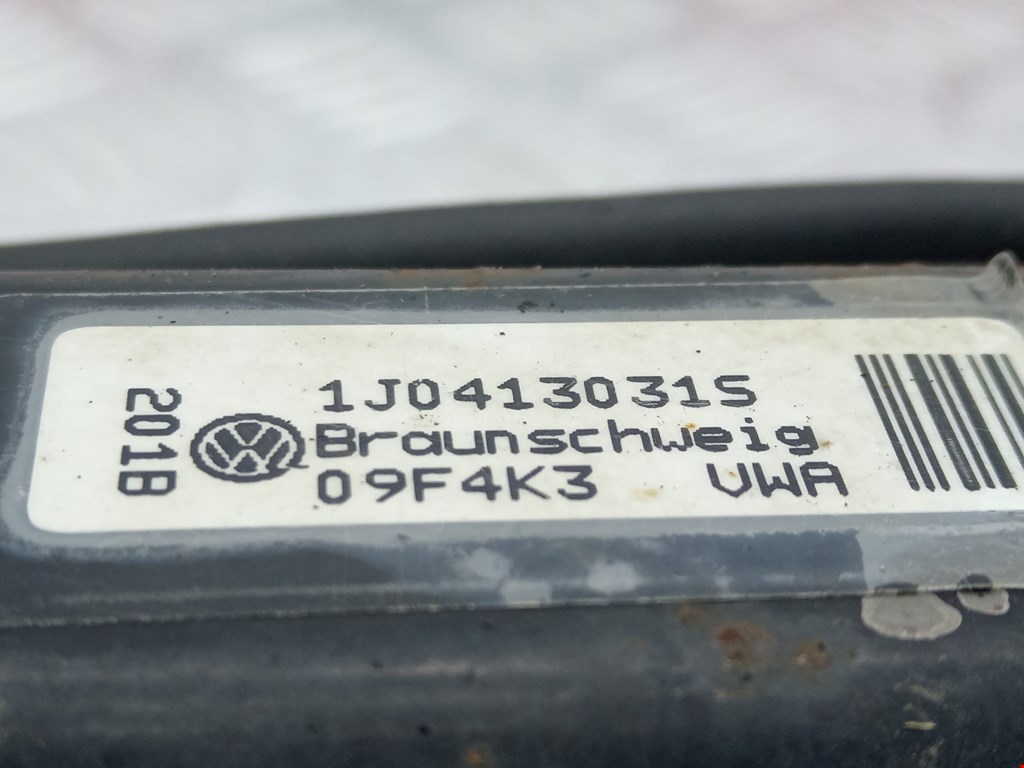 Стойка амортизатора переднего левого (МакФерсон) Skoda Octavia 1U купить в России