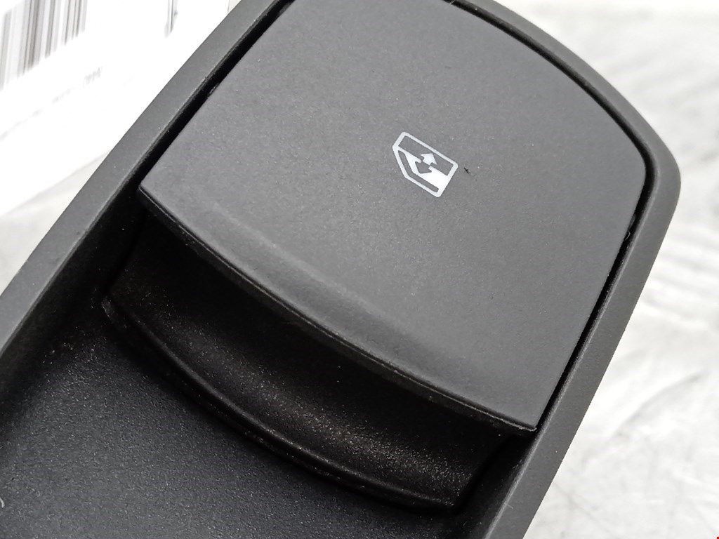 Кнопка стеклоподъемника Opel Corsa D купить в России