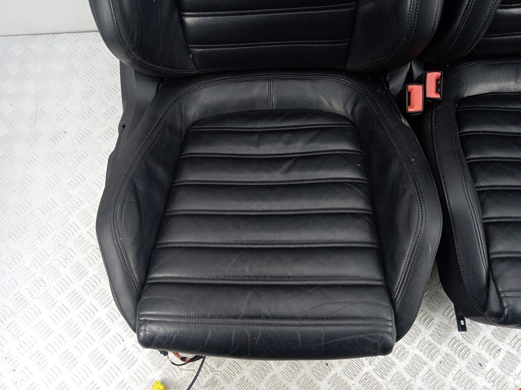 Салон (сидения) комплект Volkswagen Passat 7 купить в России