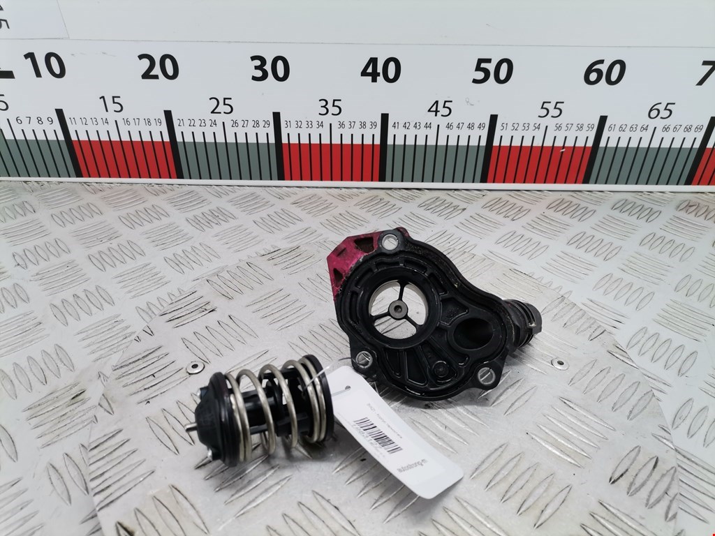 Корпус термостата BMW 3-Series (F30/F31/F34/F35)
