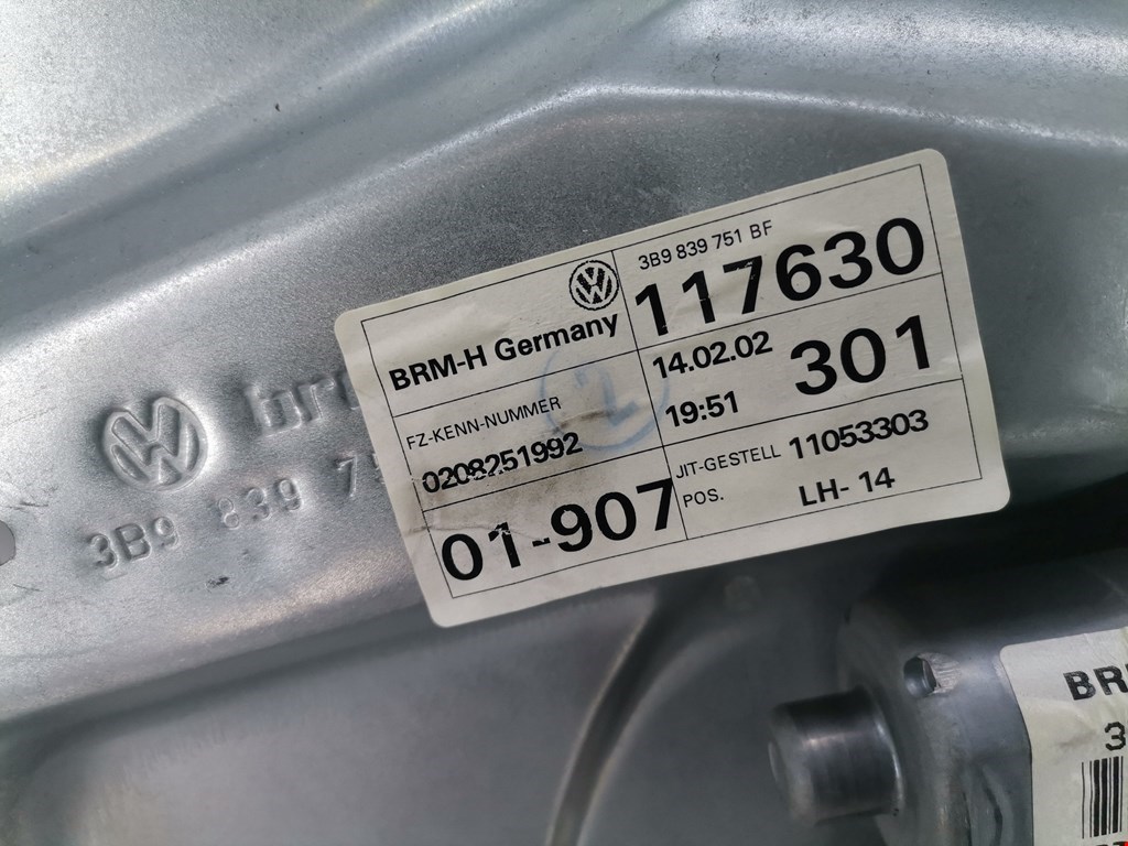 Стеклоподъемник электрический двери задней левой Volkswagen Passat 5 GP купить в Беларуси