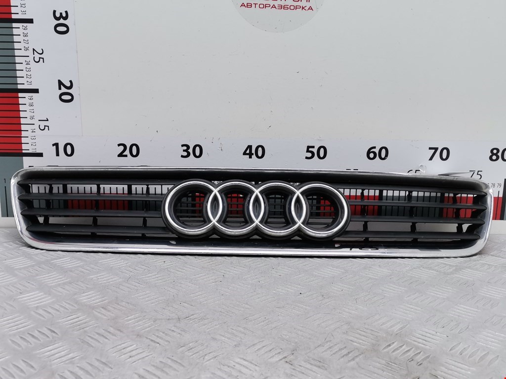 Решетка радиатора Audi A3 8L