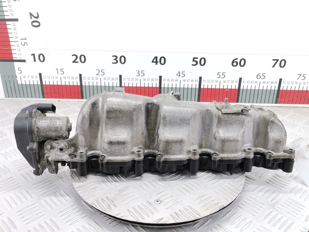 Коллектор впускной Volkswagen Passat 6 купить в России