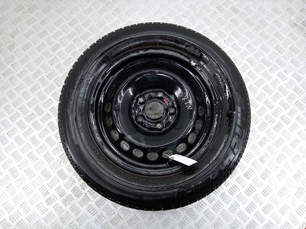 Диск колесный штампованный (железо) Volkswagen Passat 5