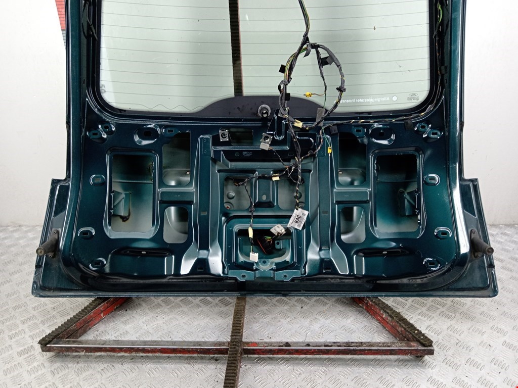 Крышка (дверь) багажника Ford C-MAX 1 купить в России