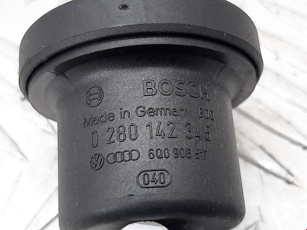 Клапан вентиляции топливного бака Skoda Fabia 1 купить в Беларуси