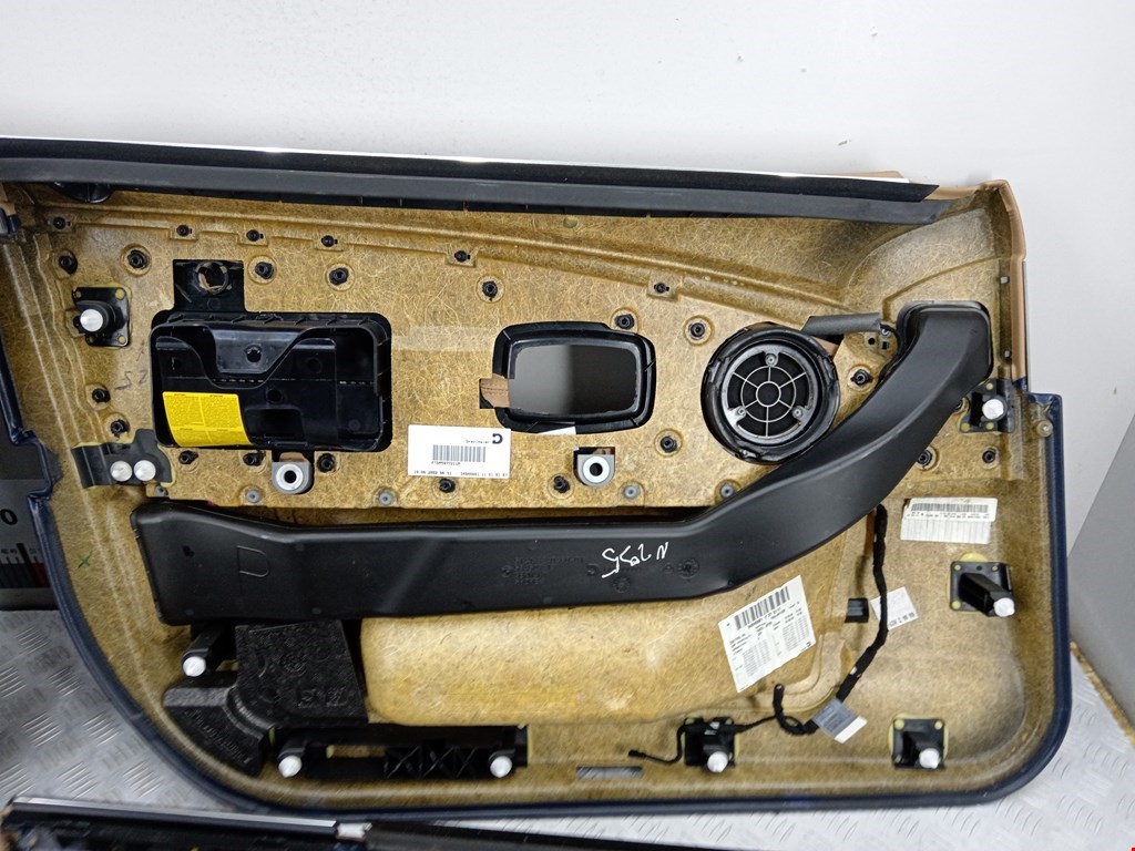 Обшивка (карта) дверей (комплект) BMW 7-Series (E65/E66) купить в Беларуси