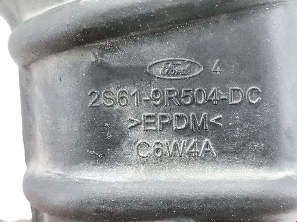 Патрубок воздушного фильтра Ford Fiesta 5 купить в России