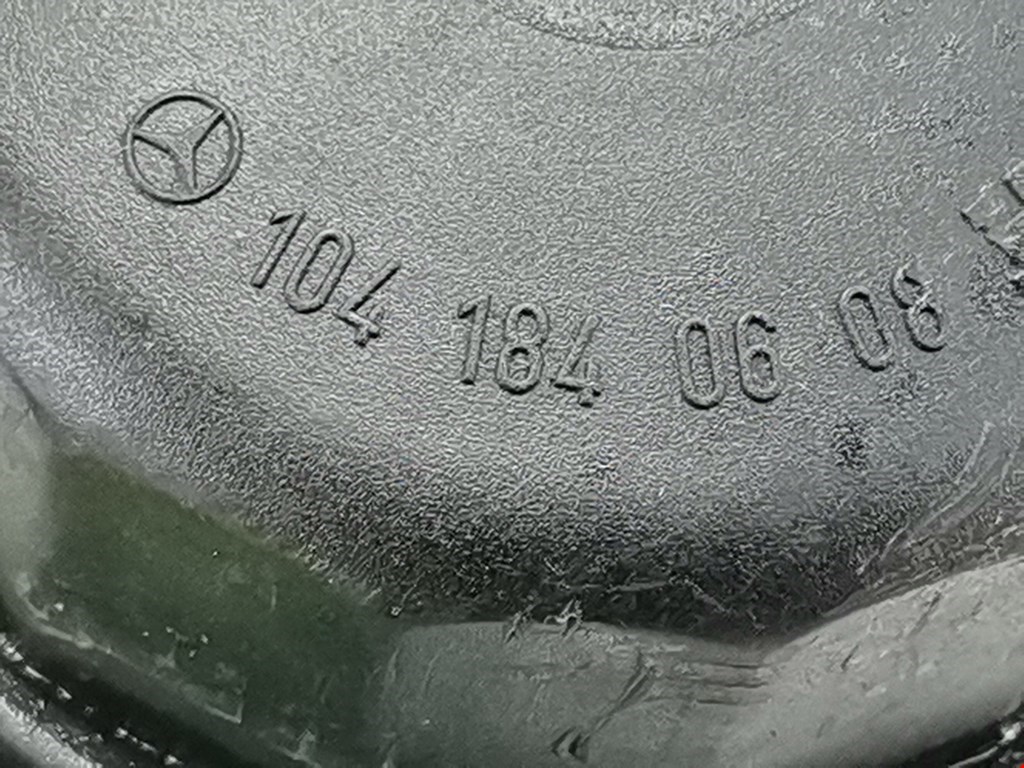 Крышка масляного фильтра Mercedes C-Class (W203) купить в России
