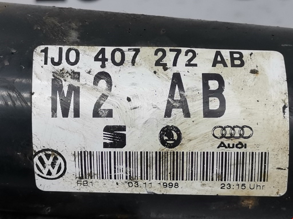 Полуось передняя правая (приводной вал шрус) Audi A3 8L купить в Беларуси