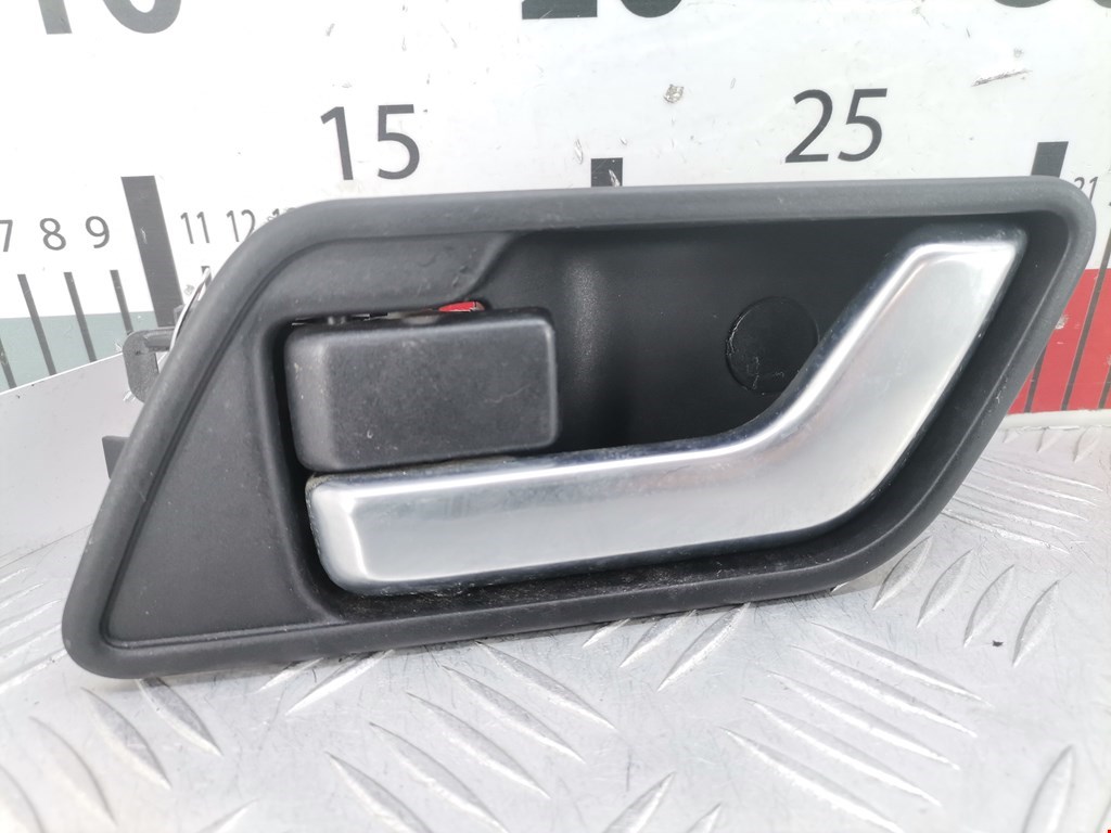 Ручка двери внутренняя передняя левая Land Rover Freelander 2 купить в Беларуси