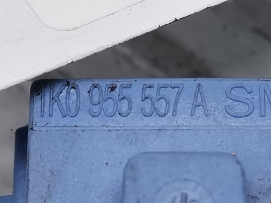 Датчик удара Skoda Octavia 1Z купить в России