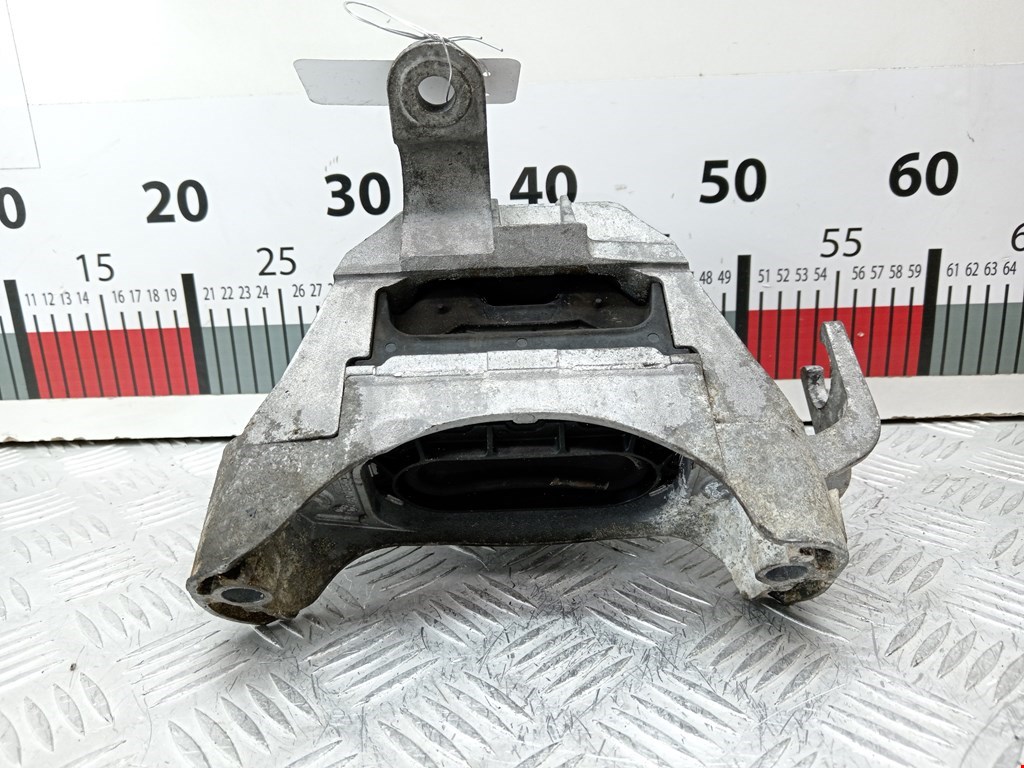 Подушка (опора) крепления двигателя Opel Astra J купить в Беларуси