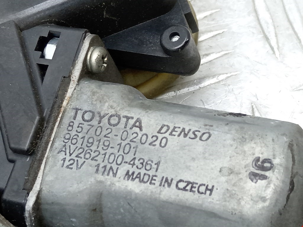 Стеклоподъемник электрический двери передней левой Toyota Avensis 3 (T270) купить в России