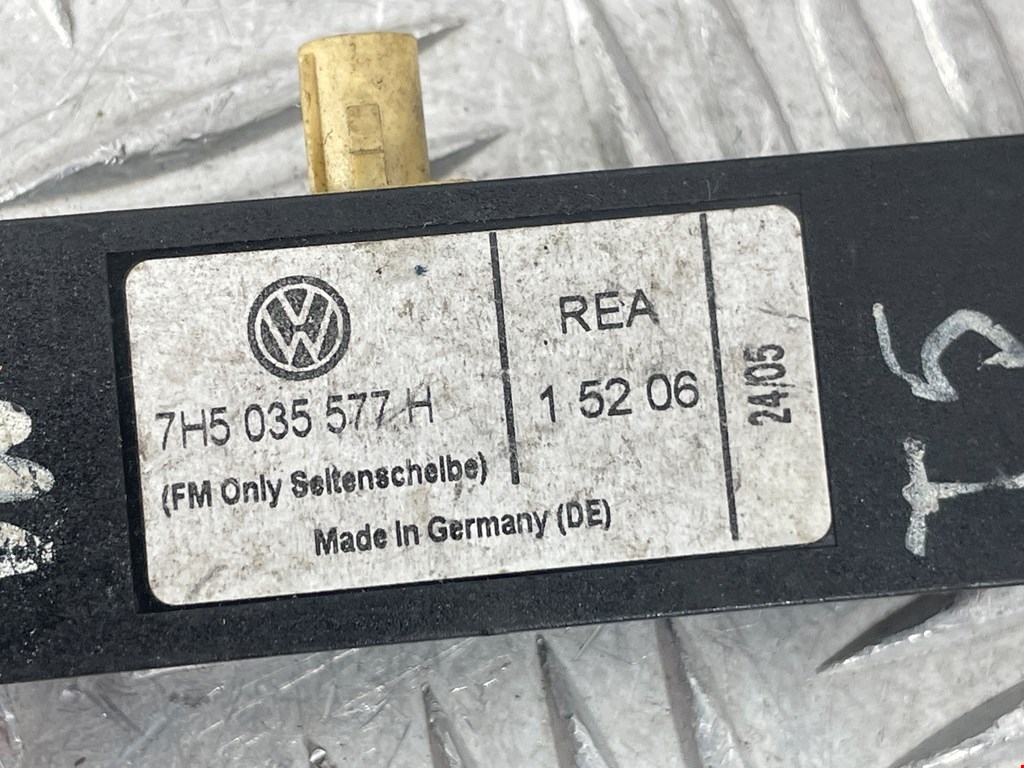 Усилитель антенны Volkswagen Transporter (T5) купить в России