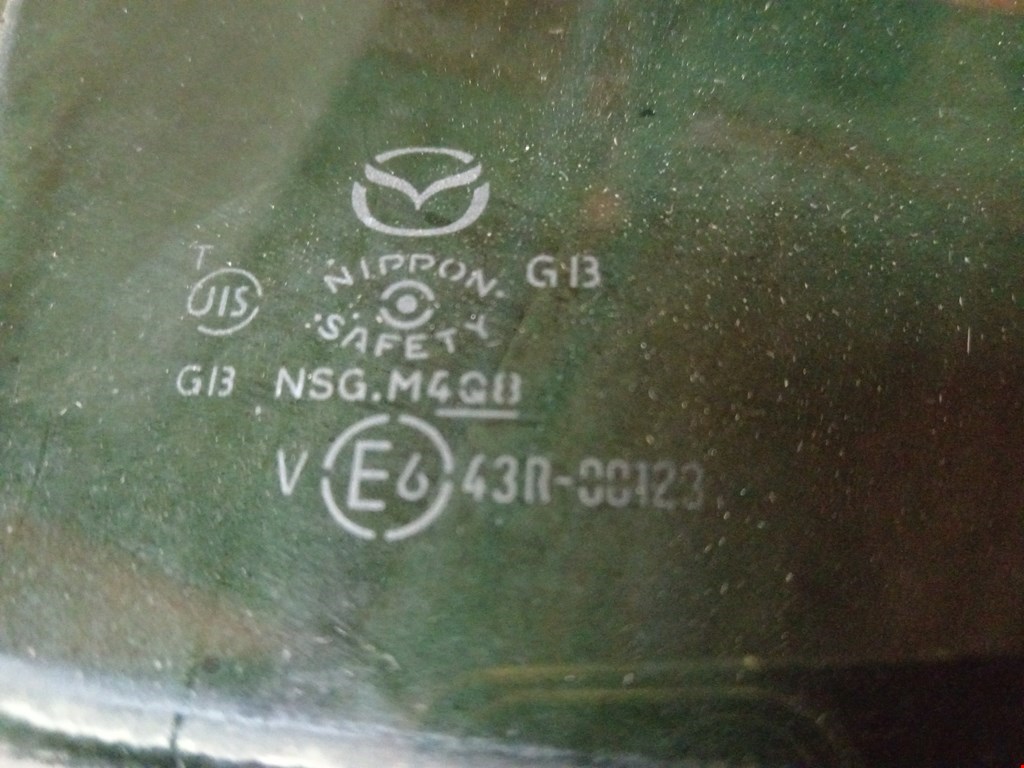 Стекло двери задней правой Mazda 6 GH купить в Беларуси